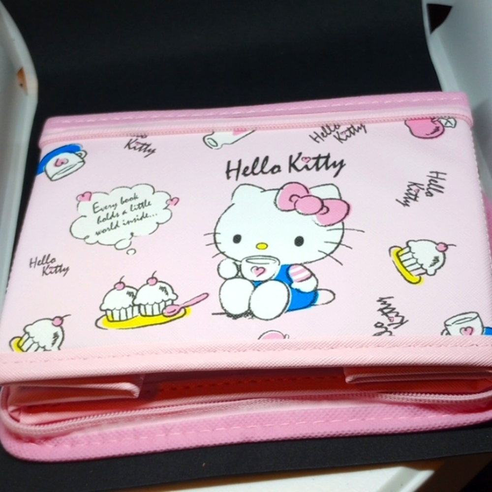 Just adorable Hello Kitty zip around & foldable cosmetic case lunchbox case ECT.